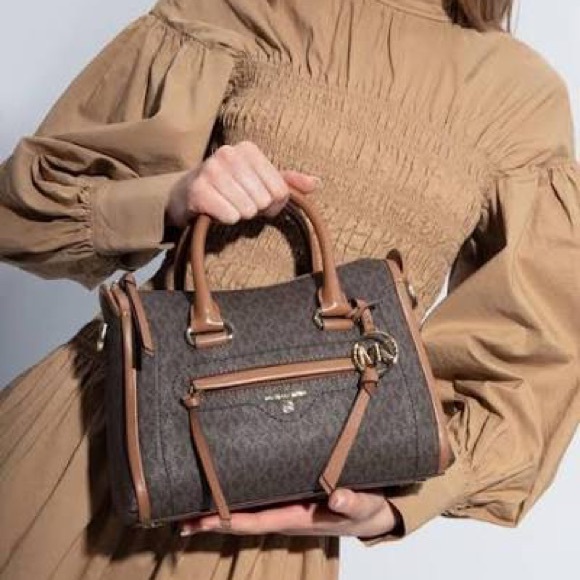 MICHAEL KORS Carine Satchel Crossbody Coated Canvas Leather Bag - Picture 5 of 10